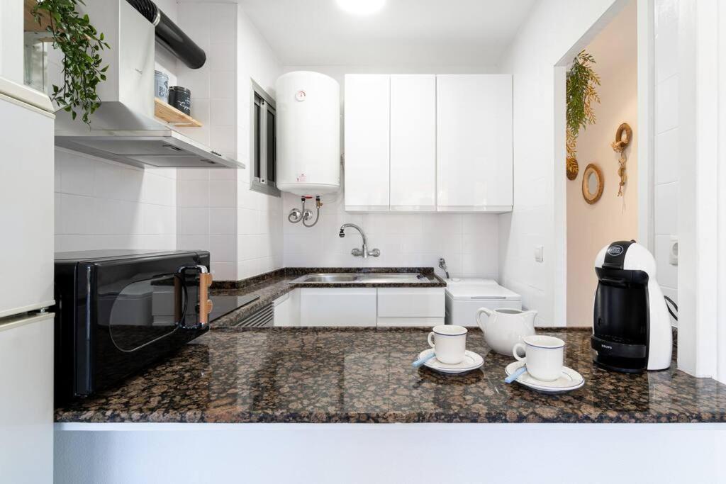 Privilegiado-Tarragona-50Mplaya-Wifi-Pool-Relax8 Bagian luar foto