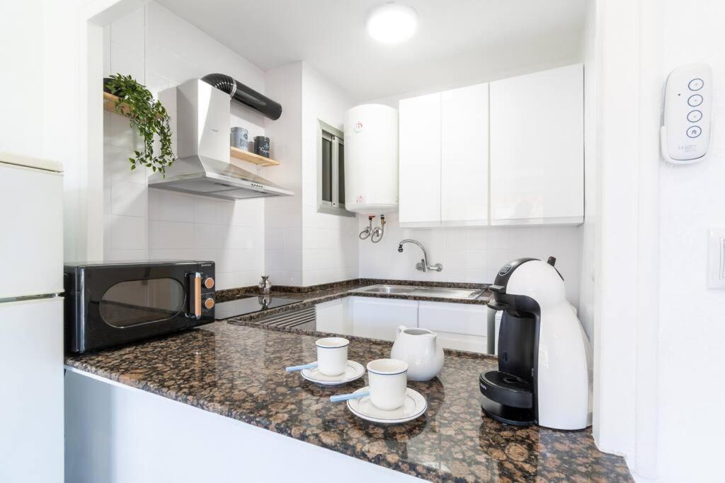 Privilegiado-Tarragona-50Mplaya-Wifi-Pool-Relax8 Bagian luar foto
