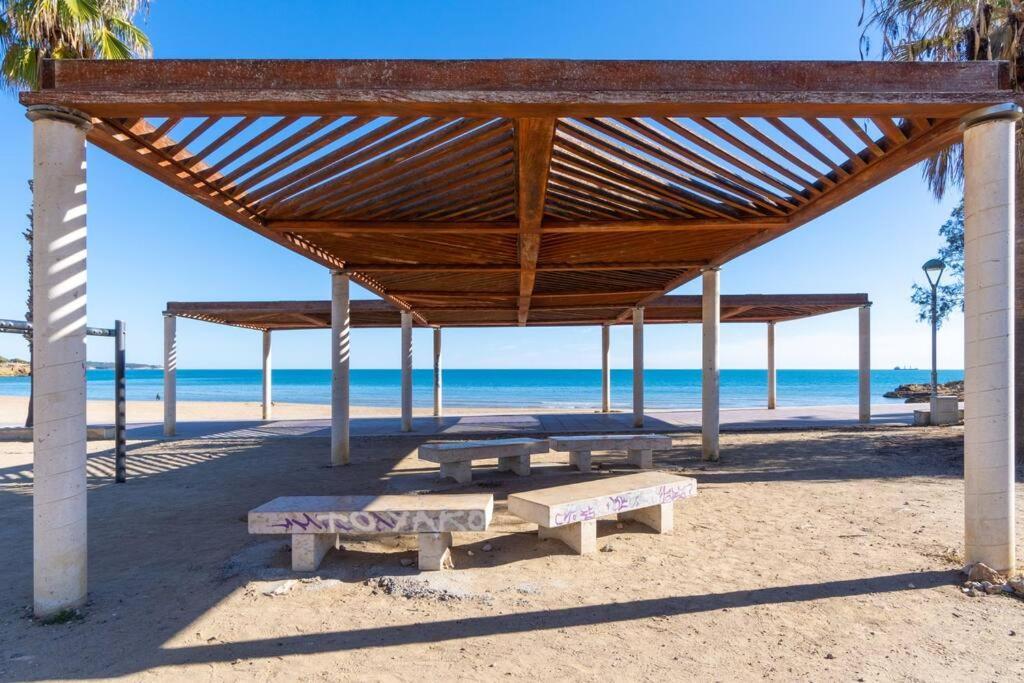 Privilegiado-Tarragona-50Mplaya-Wifi-Pool-Relax8 Bagian luar foto